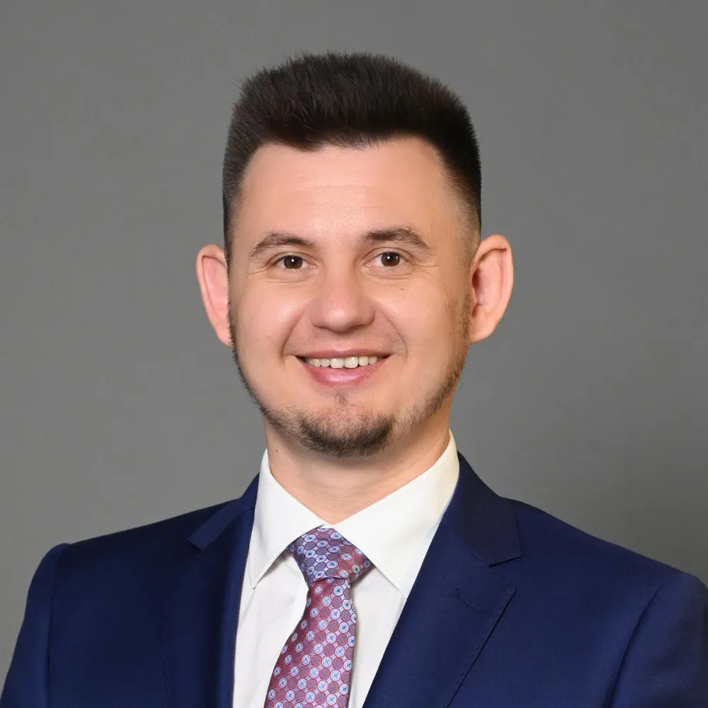 Yevhen Pavelko, MD, FASMBS - Medical Director at Callista Med Spa Chicago